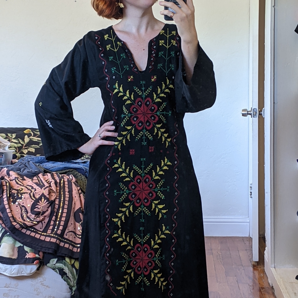 Vtg handmade embroidered dress